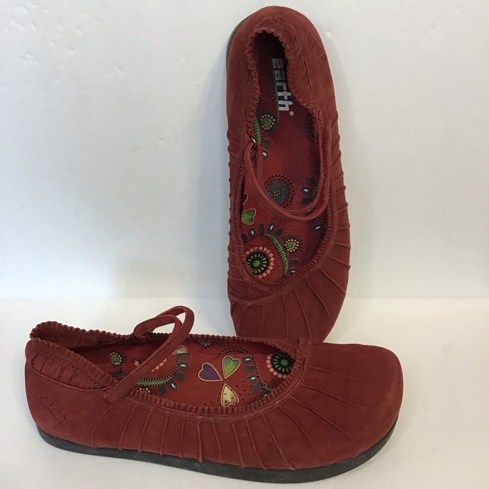 EARTH Women's Burgundy Red Suede Pleated MaryJane Flats Clogs 9 - Picture 3 of 8